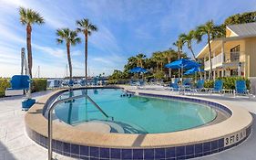 Charter Club Resort of Naples Bay